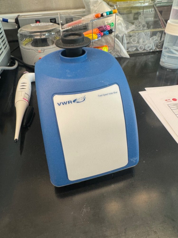 Image of VWR Fixed Speed Vortex Mixer